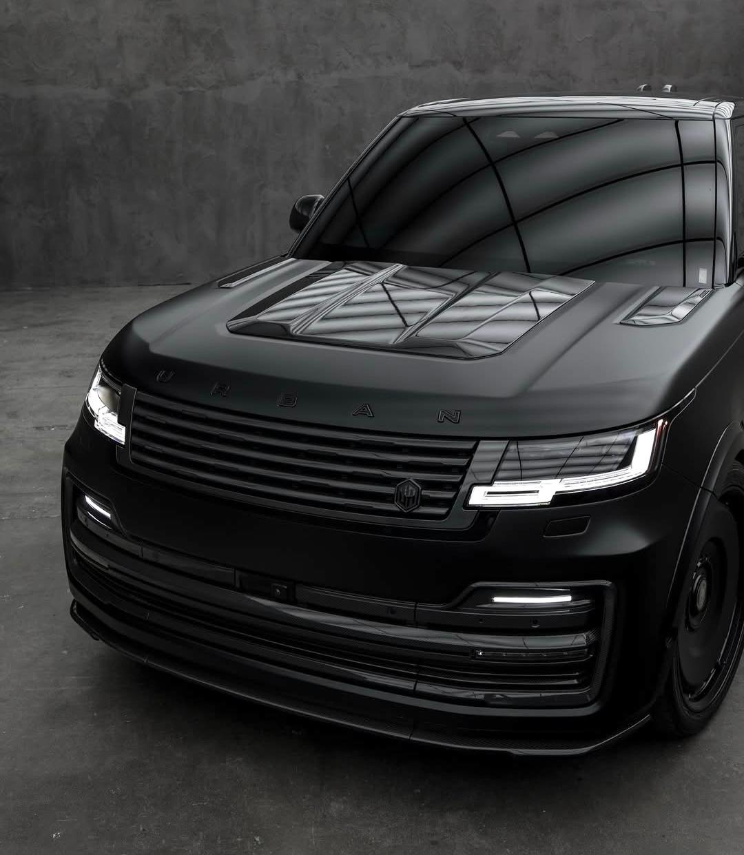 Range Rover Full Size L460 Widetrack Carbon Fiber Powerdome Hood