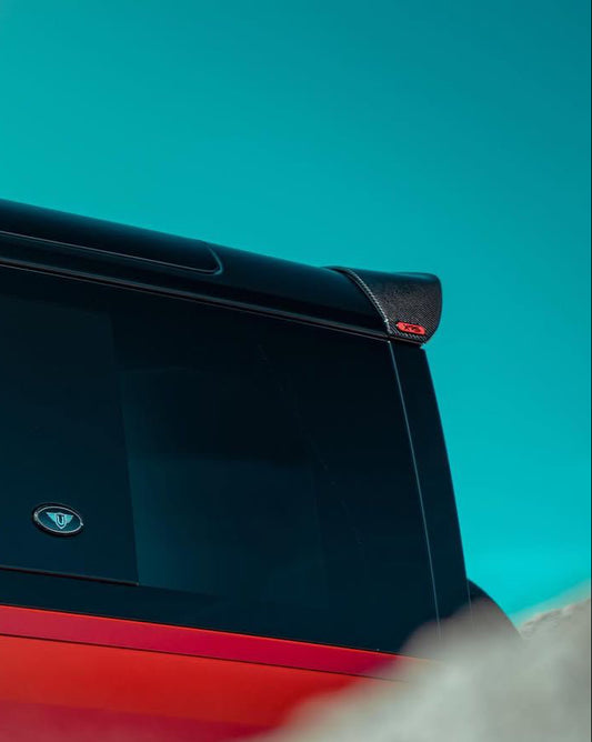 Defender XRS Visual Carbon Fiber Upper Rear Spoiler