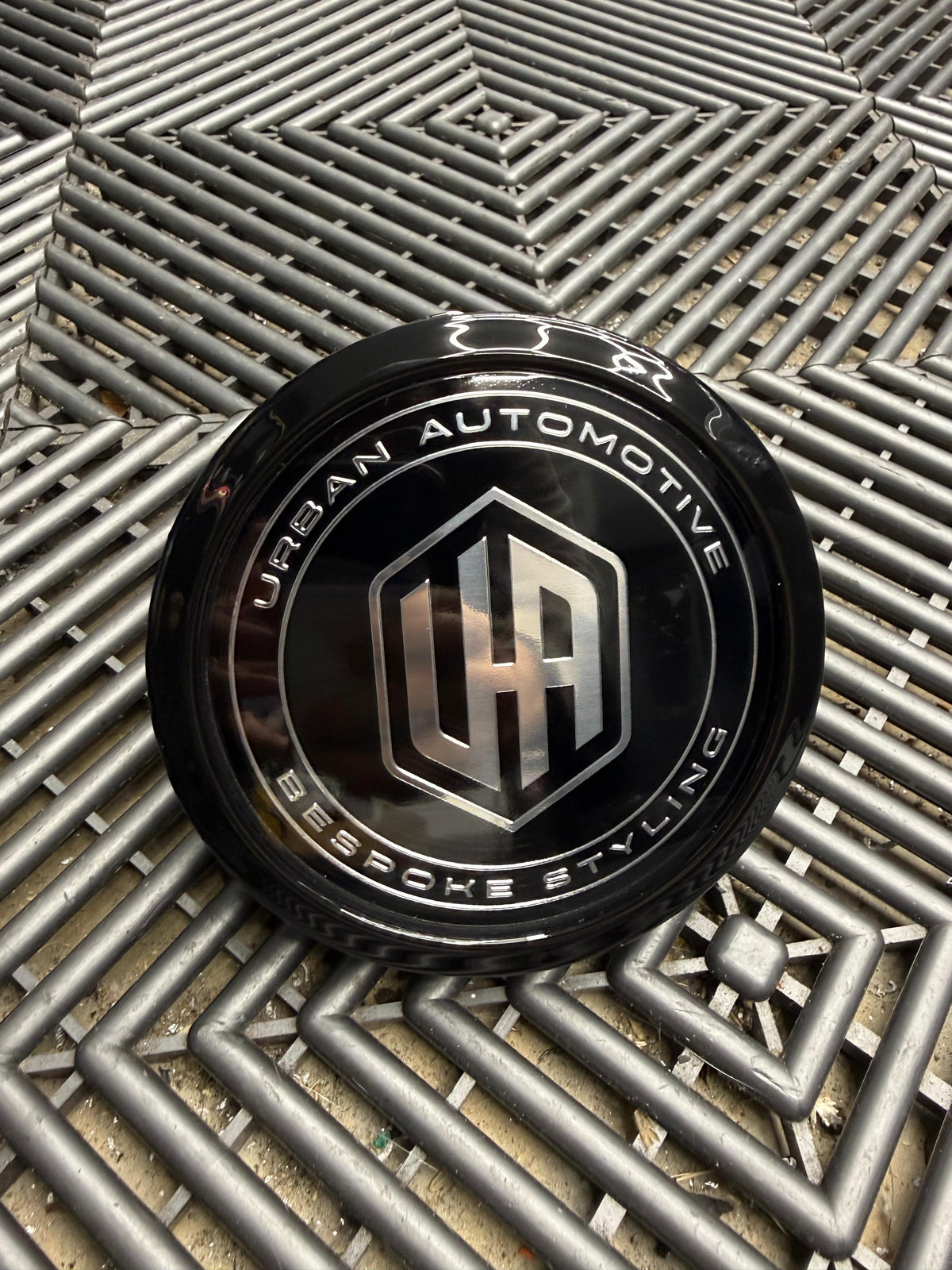Urban X Vossen UA UV Forged Wheel Floating Center Cap, alternate product view 2