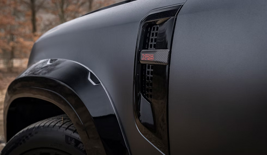 Defender XRS Gloss Black & Visual Carbon Fiber Side Vents